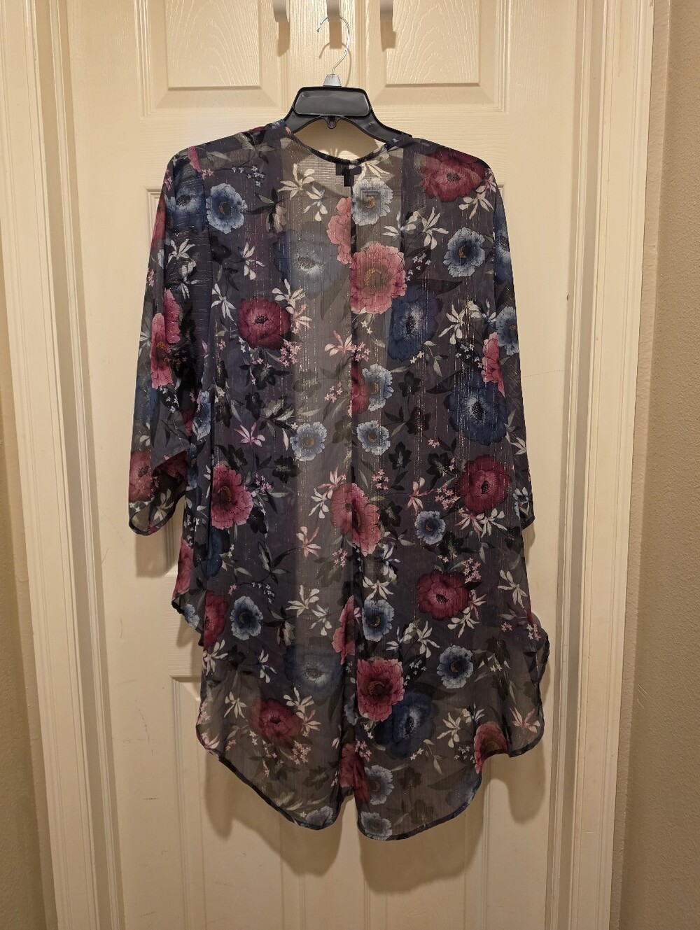 Torrid Floral Sheer Kimono Cardigan Swimsuit Cover Size 1 / 2